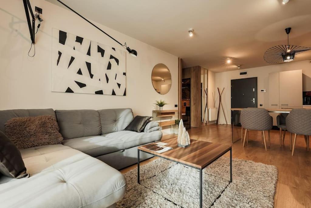 Nest Inn Magic Apartment Клуж-Напока Экстерьер фото